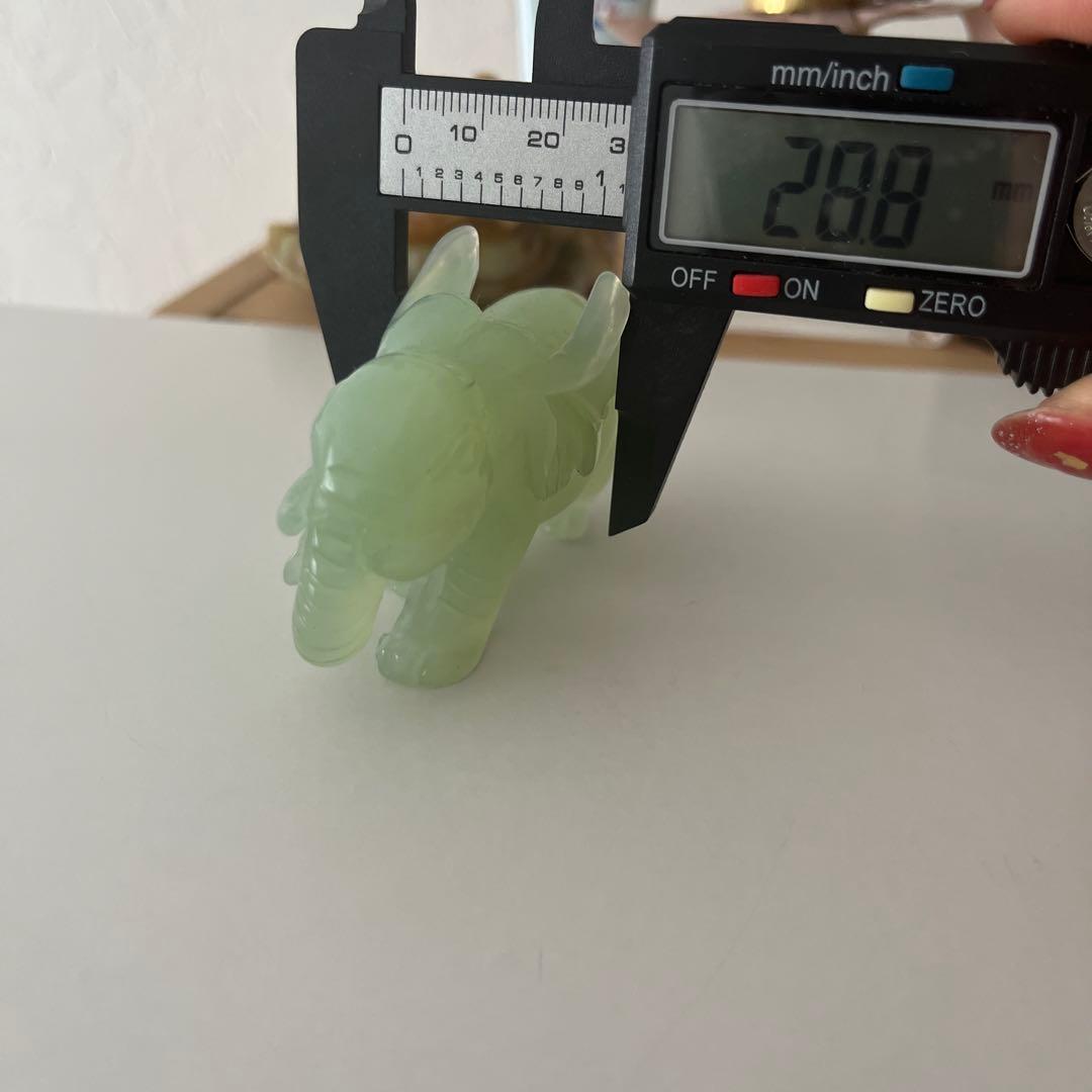 本翡翠 象 貴重 飾