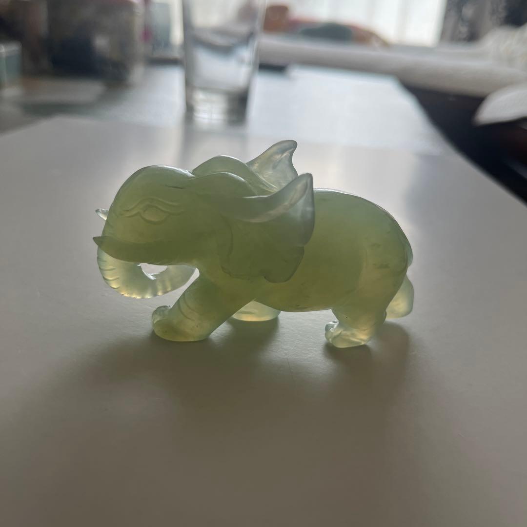 本翡翠 象 貴重 飾