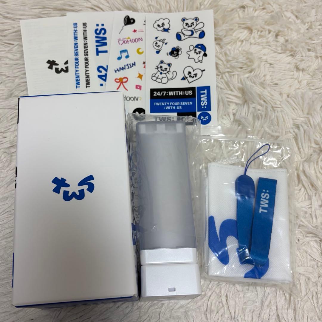 TWS シニュ　グッズまとめ　ペンライト