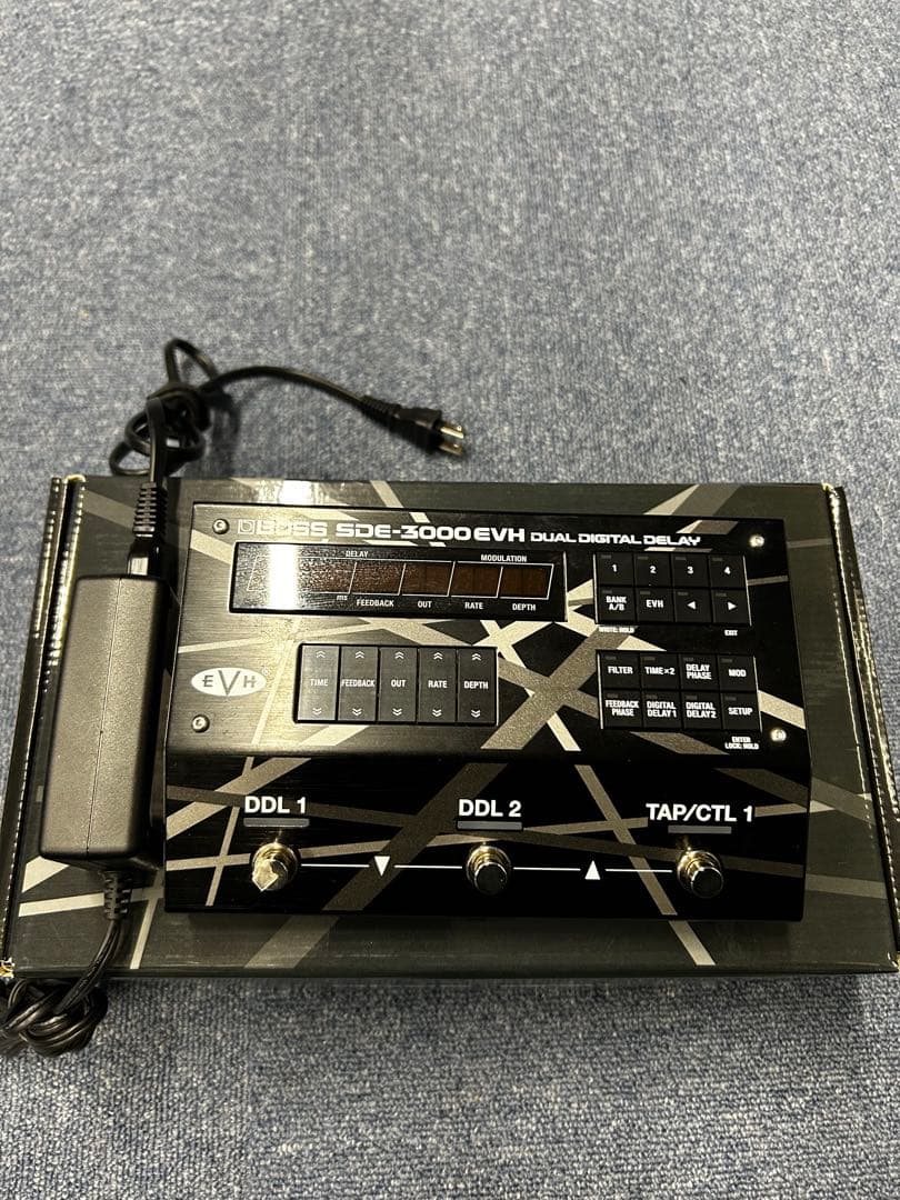 新品同様！BOSS SDE-3000 EVH ボス デジタルディレイ