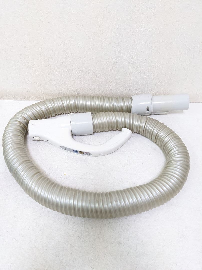 TOSHIBA VC-P77E7-KB 紙パック式掃除機 2011年製