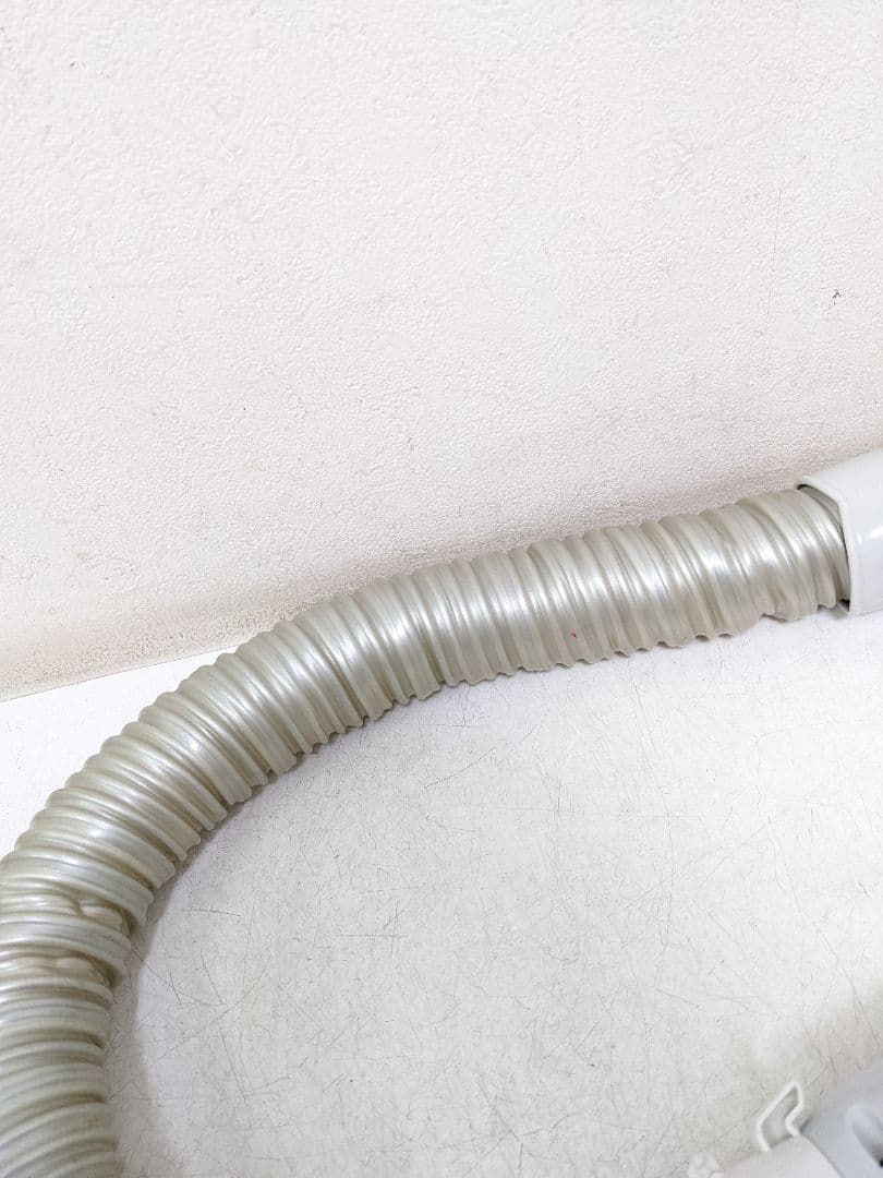 TOSHIBA VC-P77E7-KB 紙パック式掃除機 2011年製