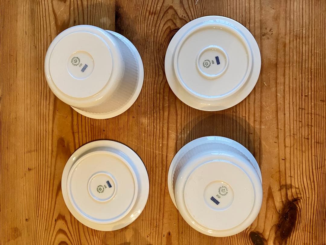 ロイヤルコペンハーゲン　ホワイトフルーテッド　蓋付オーブンウェア×2