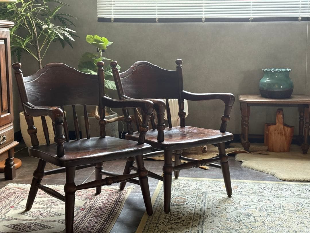 クラシック　ウッドチェア　アームチェア　ビンテージ　木製家具　レトロ　nZ