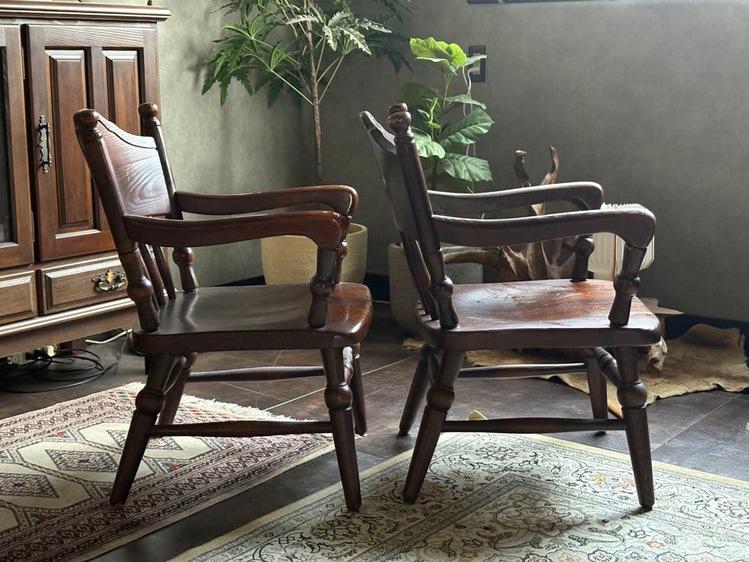 クラシック　ウッドチェア　アームチェア　ビンテージ　木製家具　レトロ　nZ