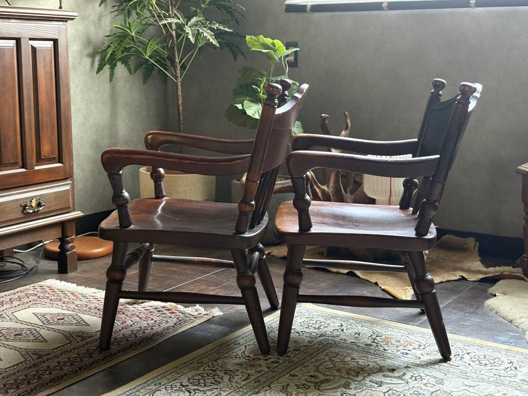 クラシック　ウッドチェア　アームチェア　ビンテージ　木製家具　レトロ　nZ