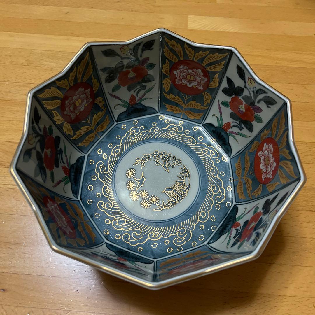 有田焼　林九郎窯　内外椿花紋　十方剣先鉢　金彩　鉢