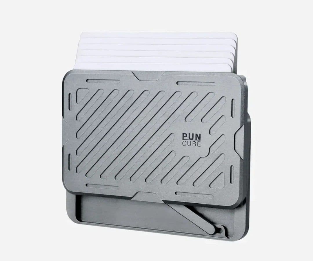 MECH WALLET　MAGSAFE付き　PUN CUBE(未使用)