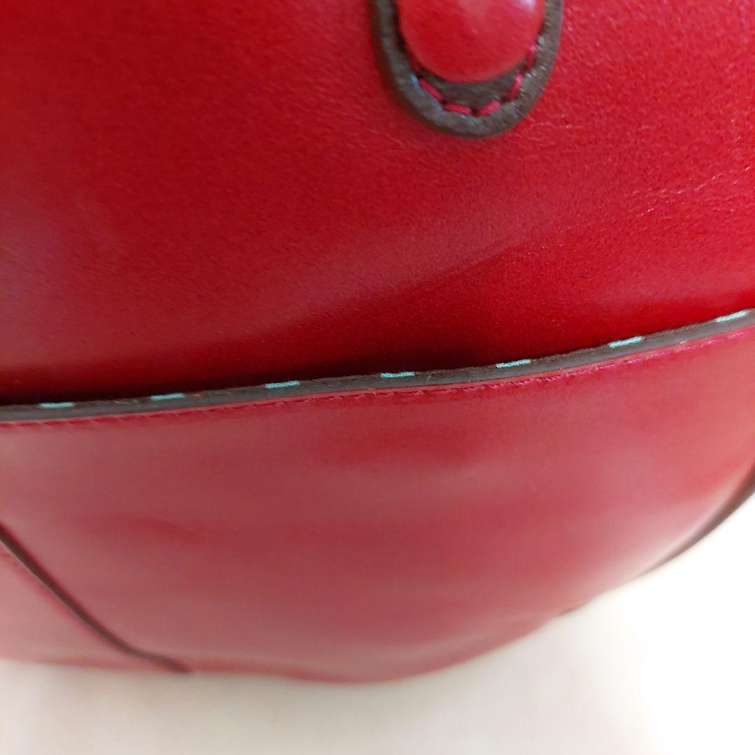 未使用 国産メーカーda--na 赤い円形レザー ハンドバッグ