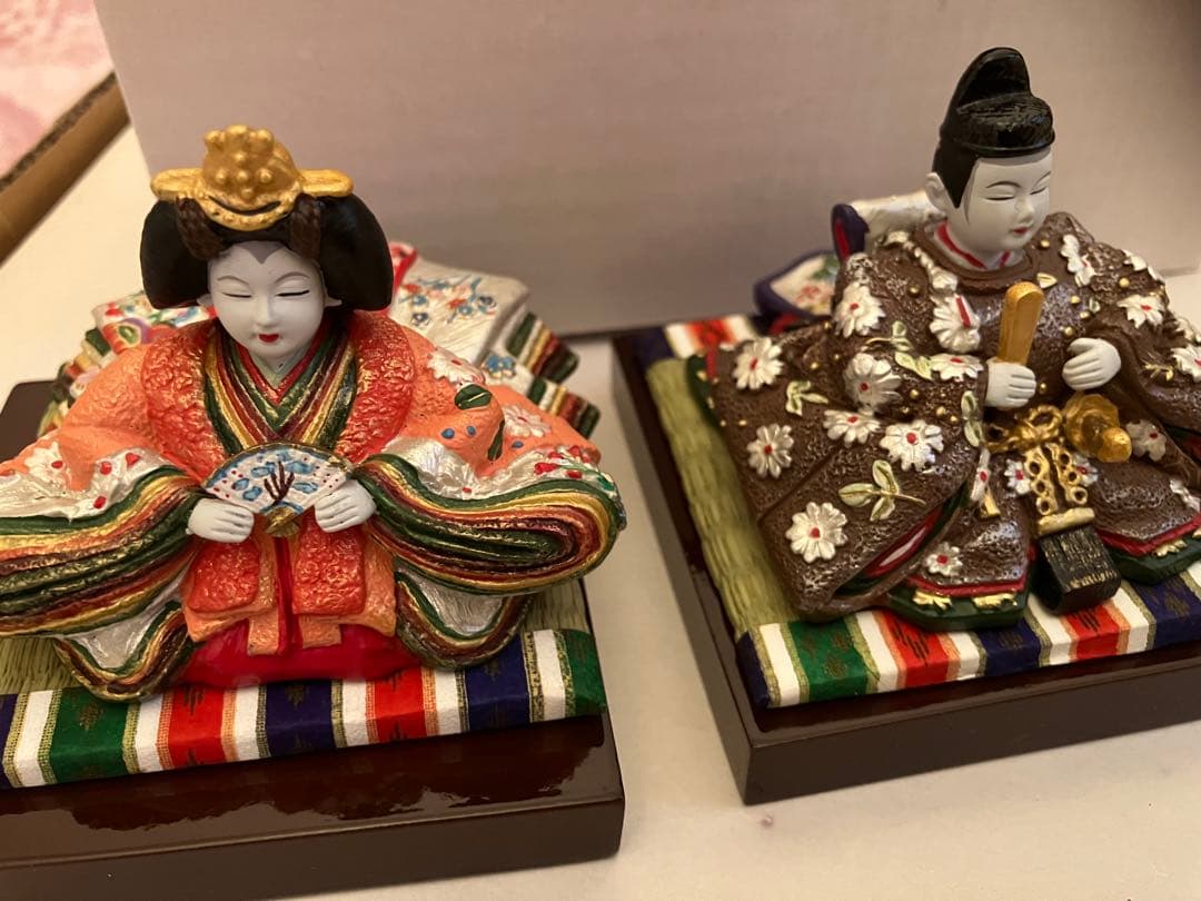 雛人形 ミニ ひな人形 3段飾り京春雛 木製三段十人飾り 茶　ケース付き