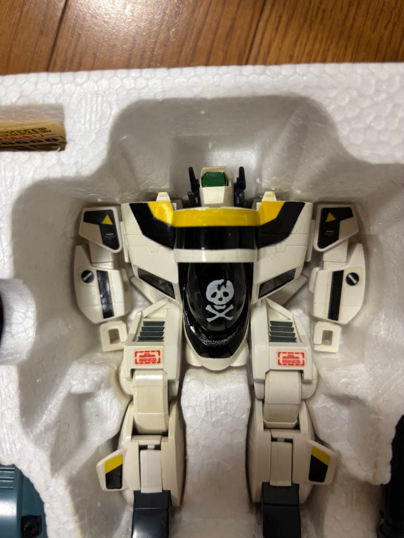 超時空要塞マクロス　ハイコンパクトモデル　スーパーバルキリー