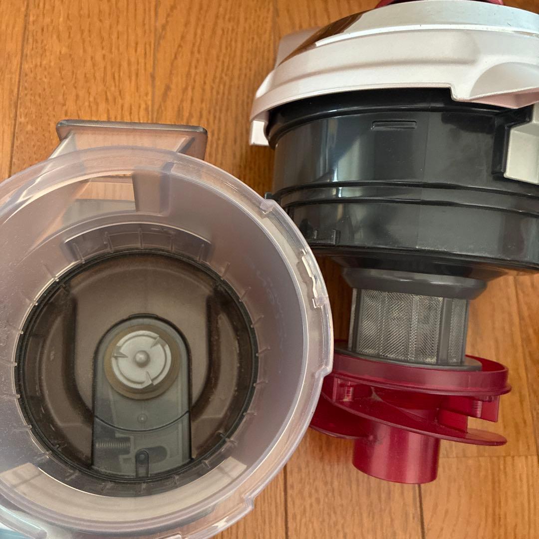 SHARP シャープ　サイクロン掃除機 EC-VX210 シルバー