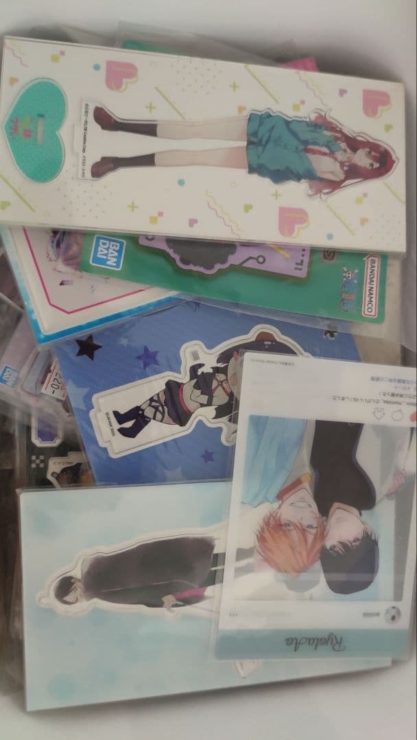 アニメグッズ　大量まとめ売り1000点以上