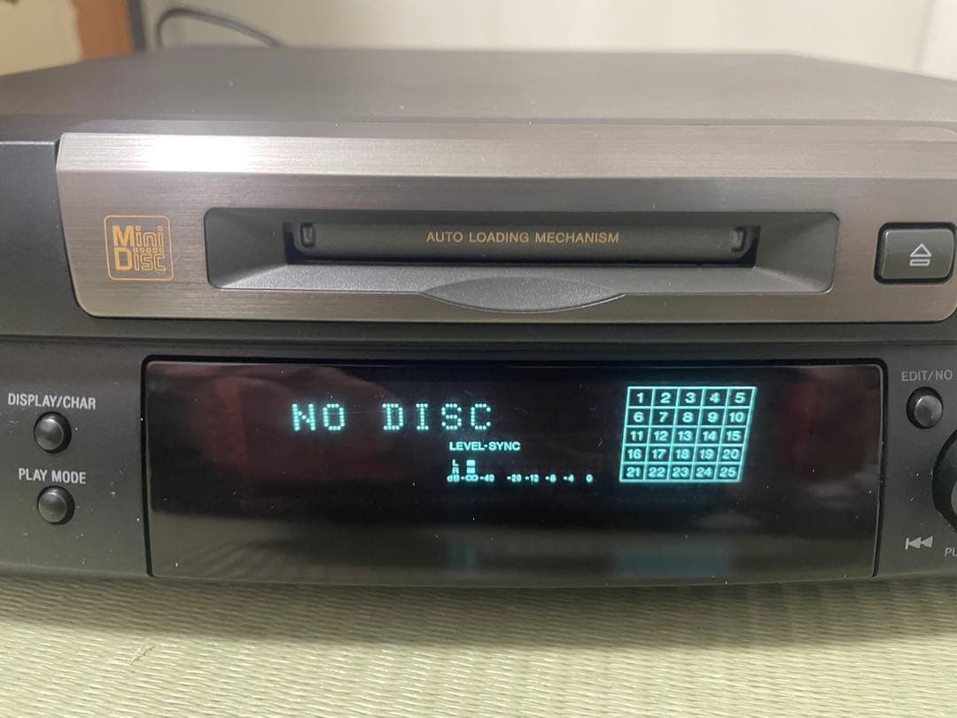 SONY コンパクトMDデッキ　MDプレイヤー　MDS-S38　即日発送！