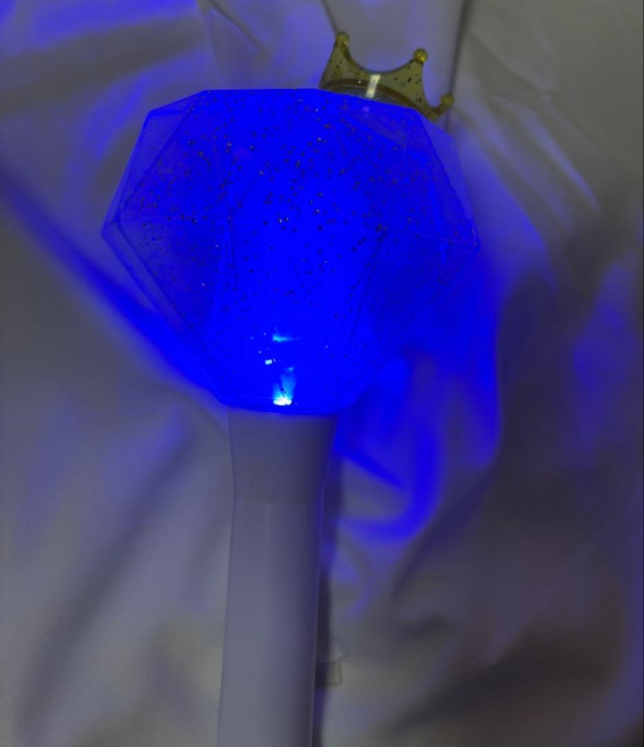 M!LK ペンライト ※おまけペンライトストラップ 落下物つき