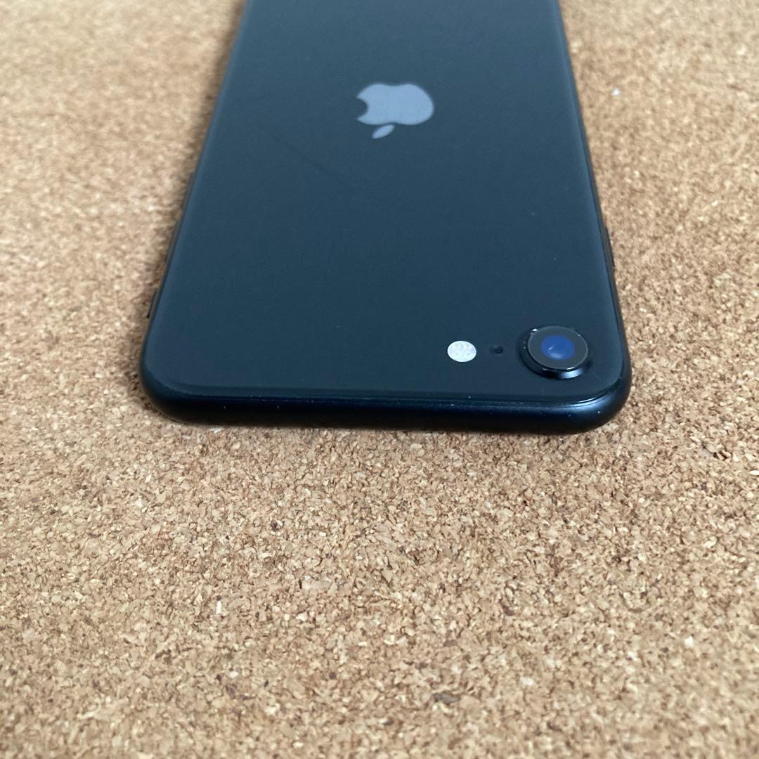 4142【早い者勝ち】電池新品☆iPhoneSE2 64GB SIMフリー☆