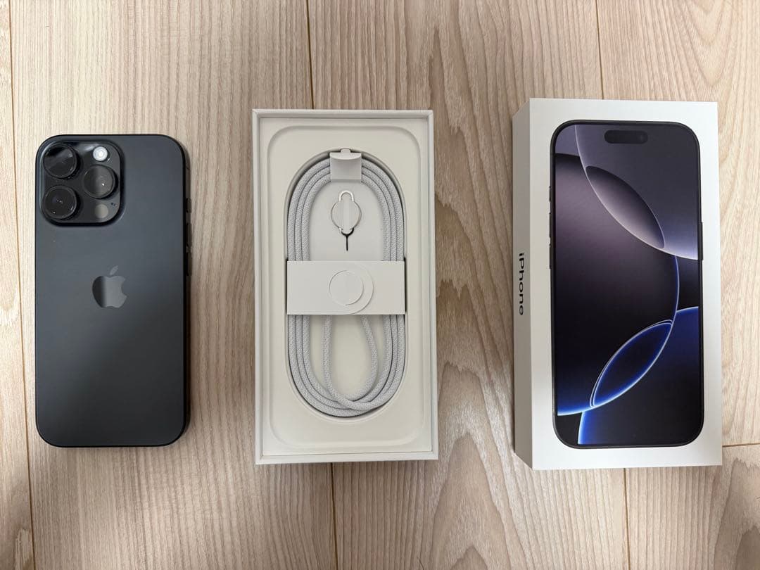 iPhone16proブラック 256GB SIMフリー(箱付き）