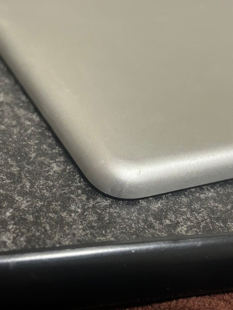 Apple iPad (第7世代) WiFiモデル シルバー 128GB