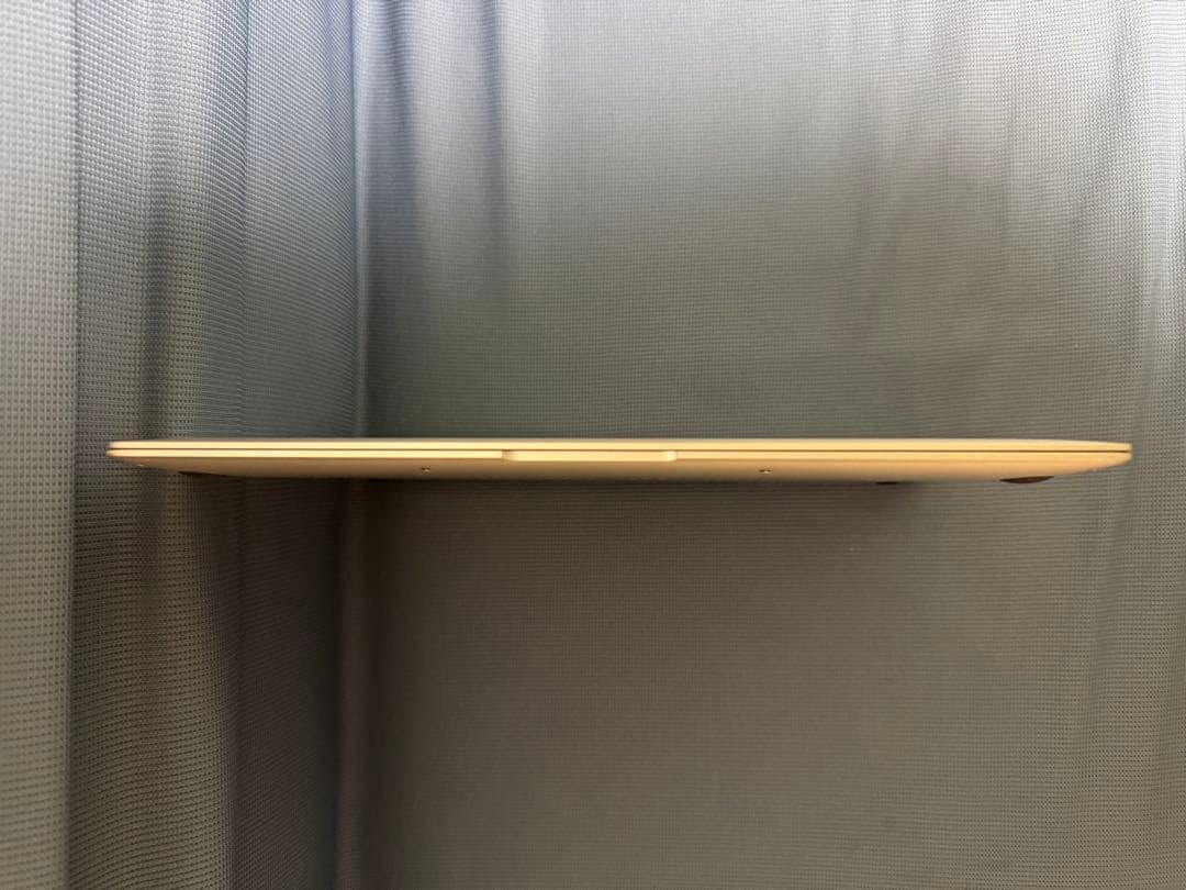MacBook Air (M1, 2020) 256GB 中古　美品