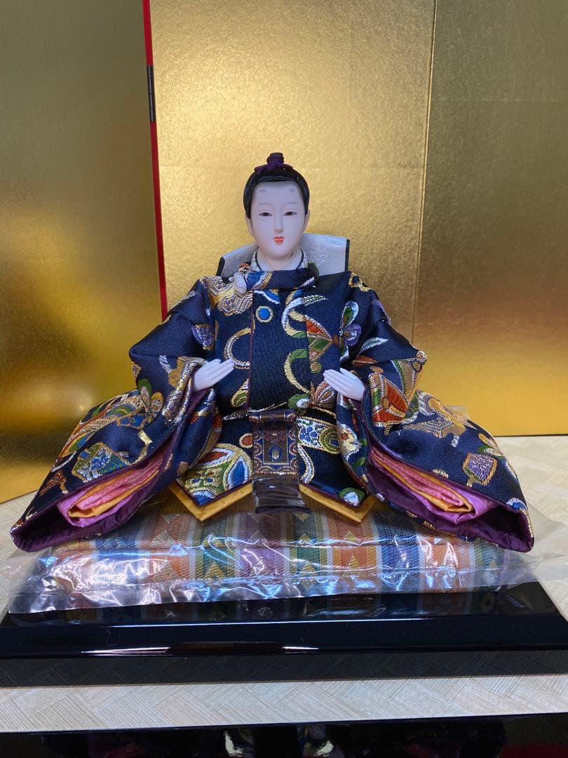 雛人形　親王平飾りセット・サイズ間口約６０×奥行約３０×高さ約３１㎝