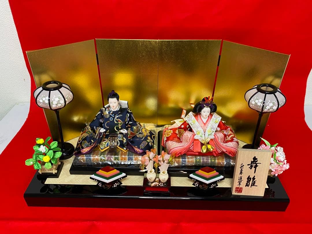 雛人形　親王平飾りセット・サイズ間口約６０×奥行約３０×高さ約３１㎝