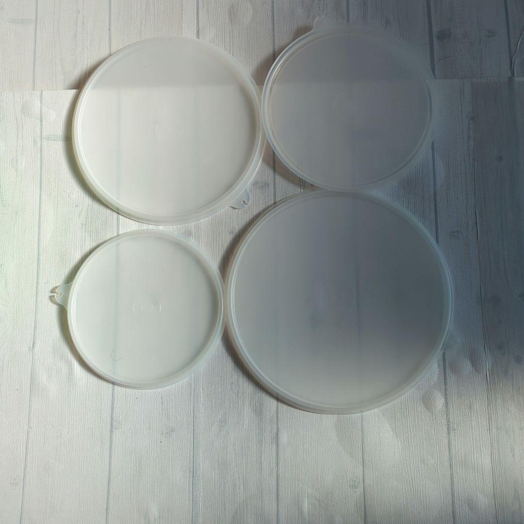 新品Tupperwareボ−ル蓋付き4セット