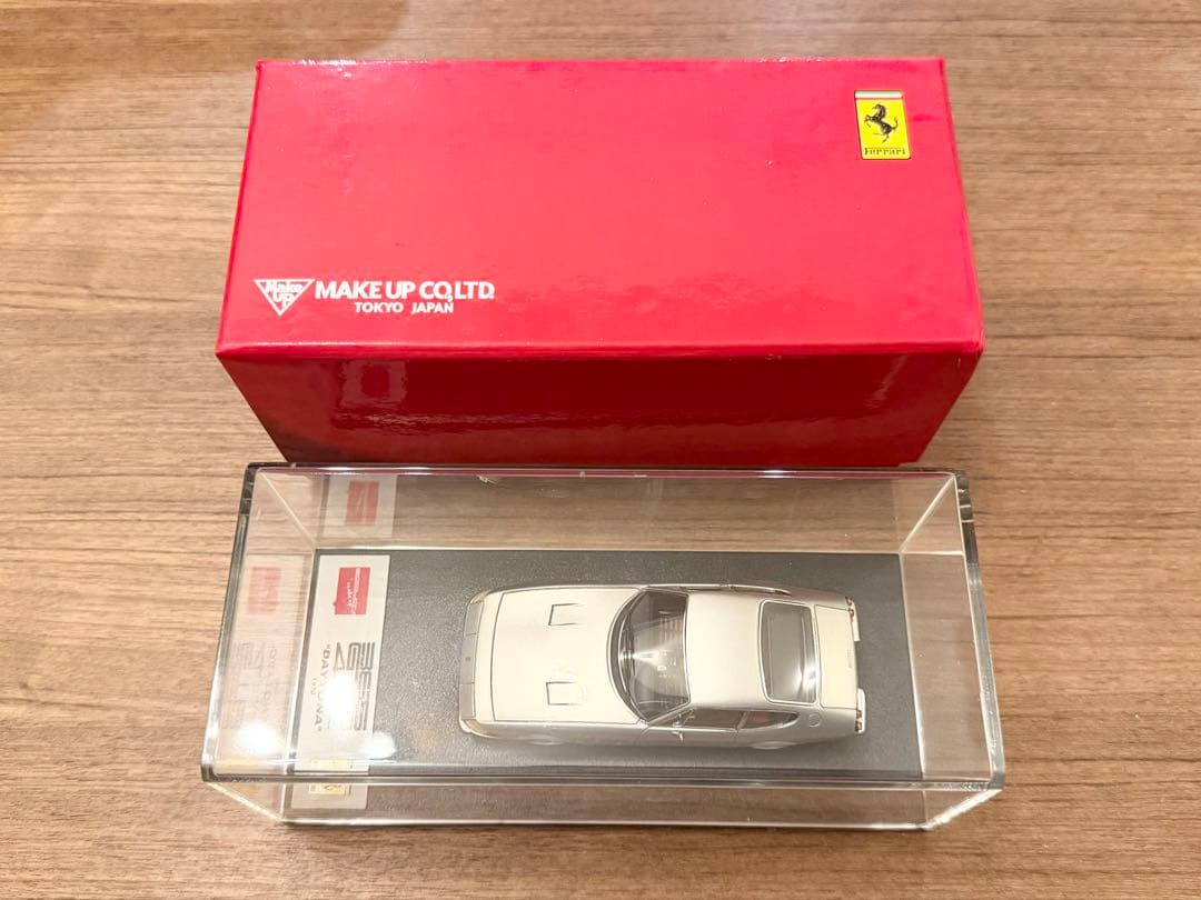 中古品 1/43 アイドロン フェラーリ 365GTB/4 デイトナ シルバー