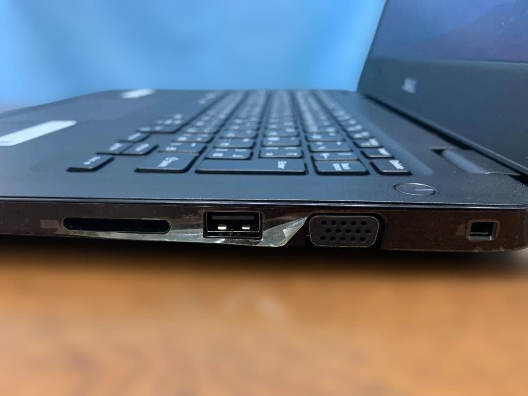 ■■DELL Latitude 3400■■ SSD256GB Offceなし