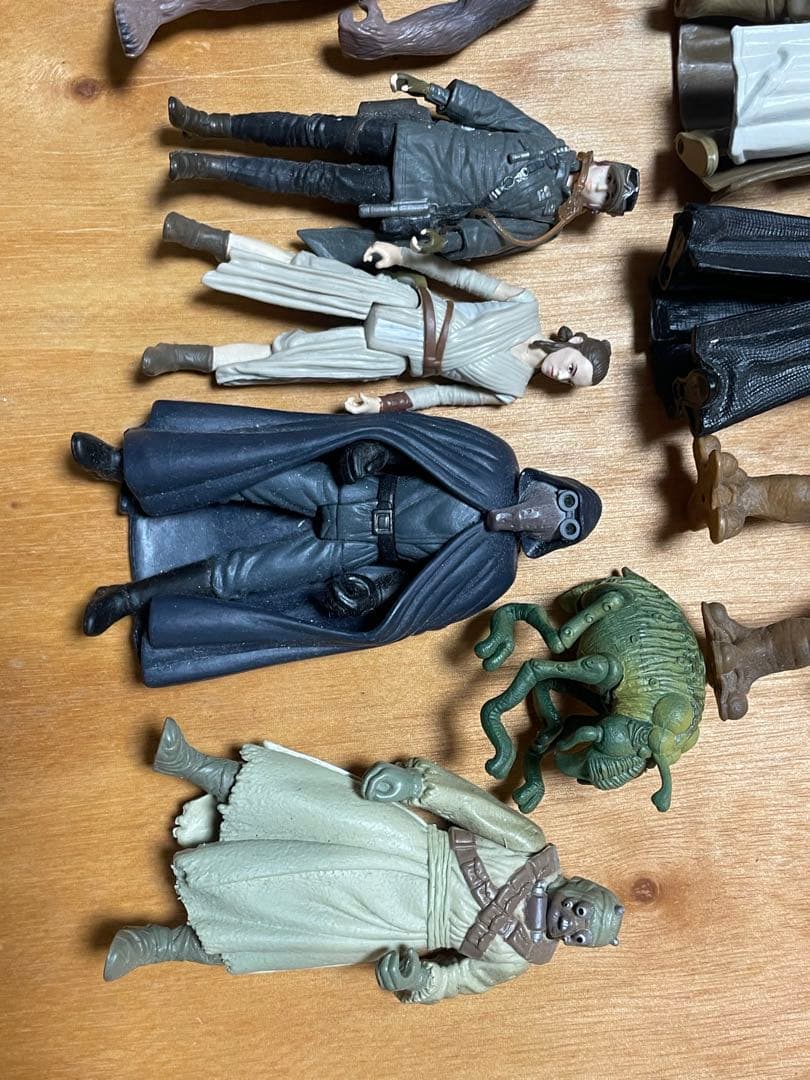 スター・ウォーズ ベーシックフィギュア15体 スタンプ2体 ポストカードなど