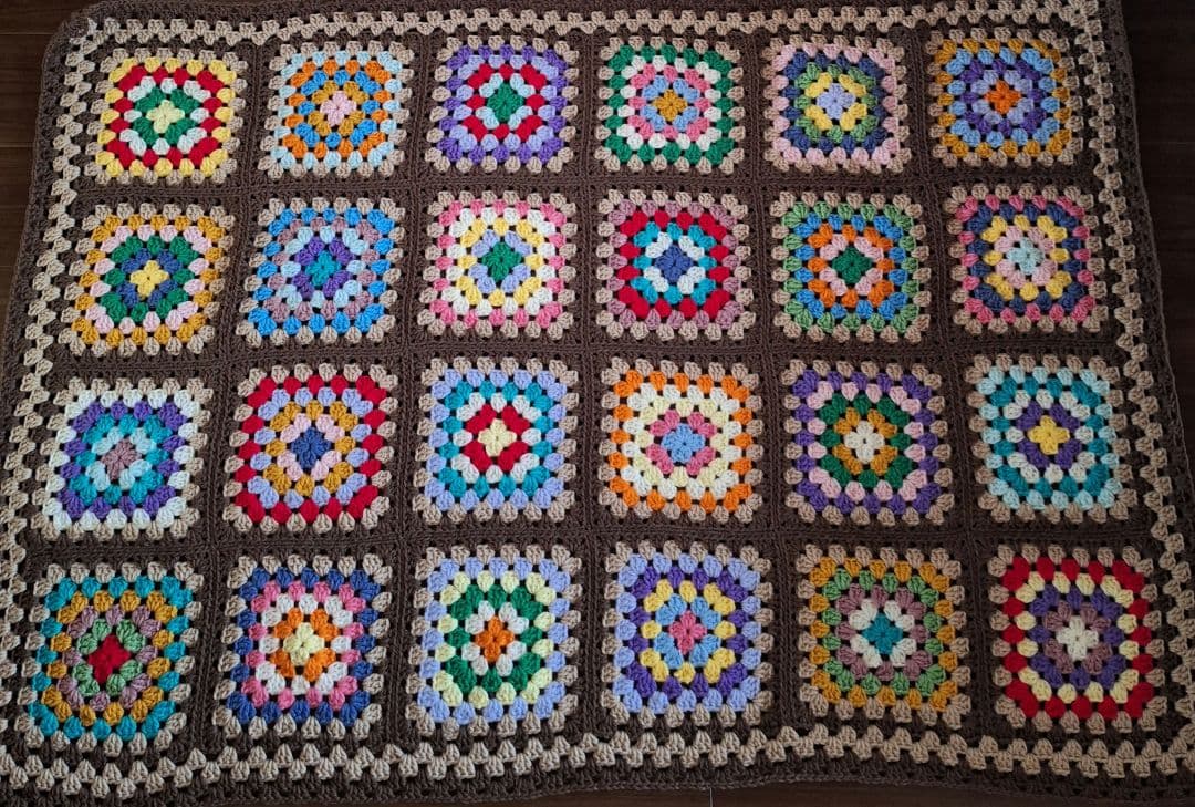 手編みモチーフブランケット