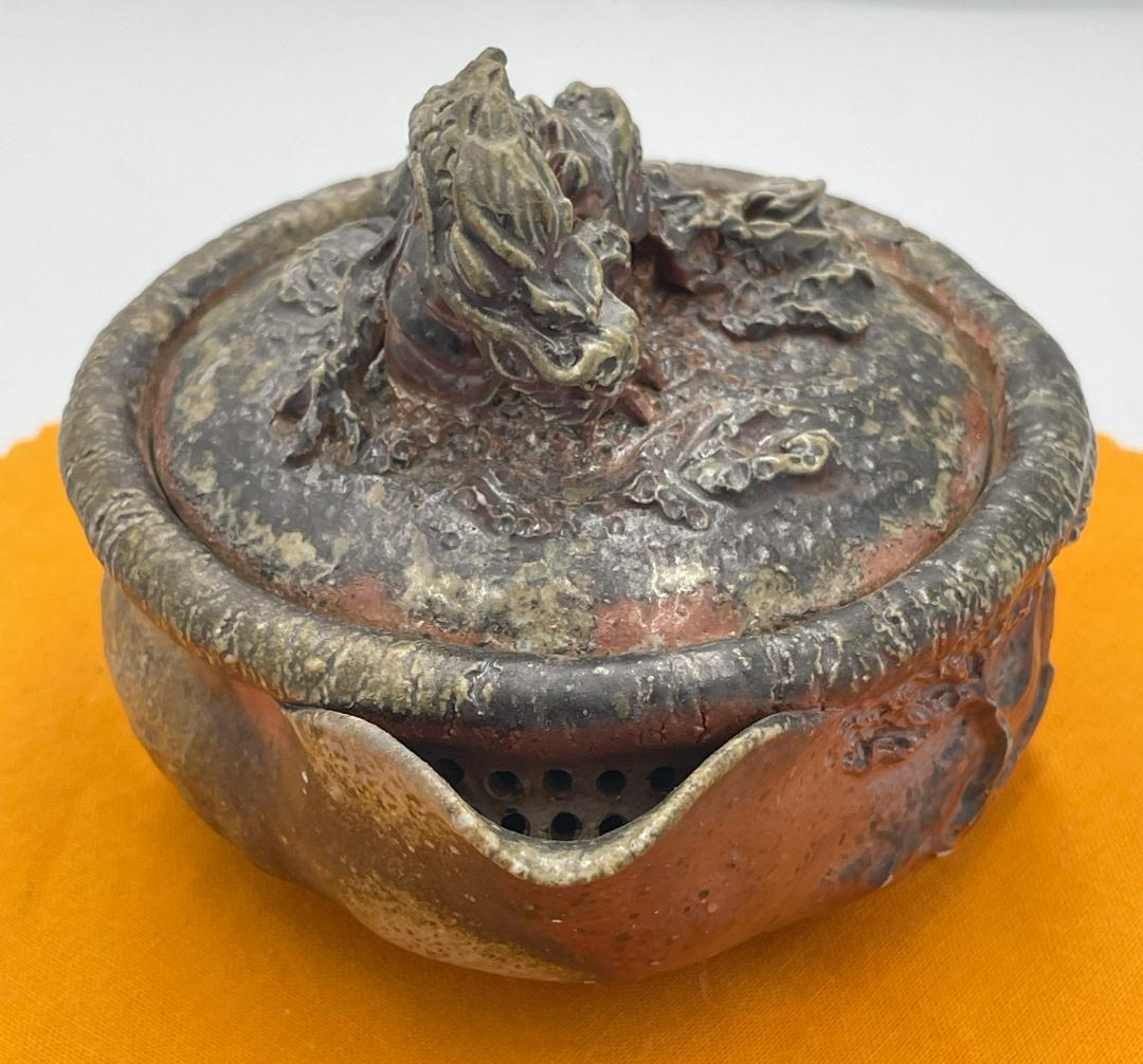 備前焼　難波誠治作　龍（ドラゴン）宝瓶　NS14