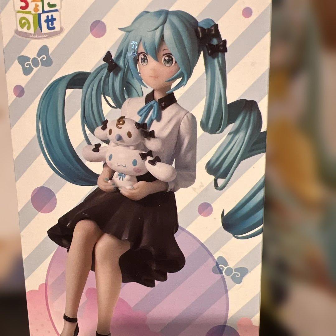 フィギュ初音ミク　3点セット　シナモン　リリーホワイト　オータムデートピンク