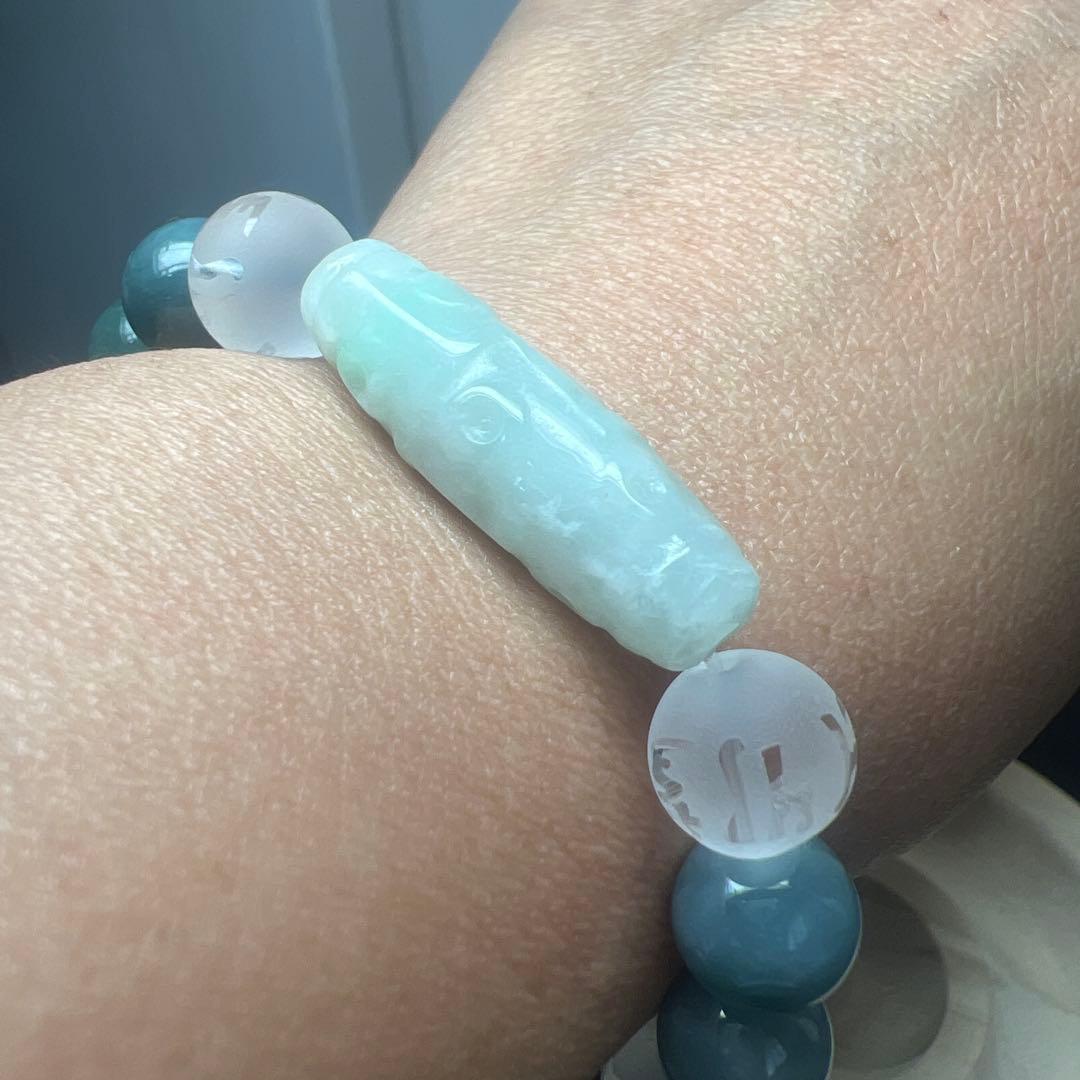 六字真言水晶と九眼天珠翡翠のブレス