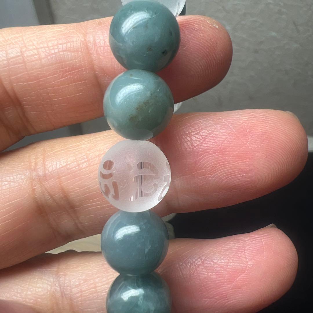 六字真言水晶と九眼天珠翡翠のブレス