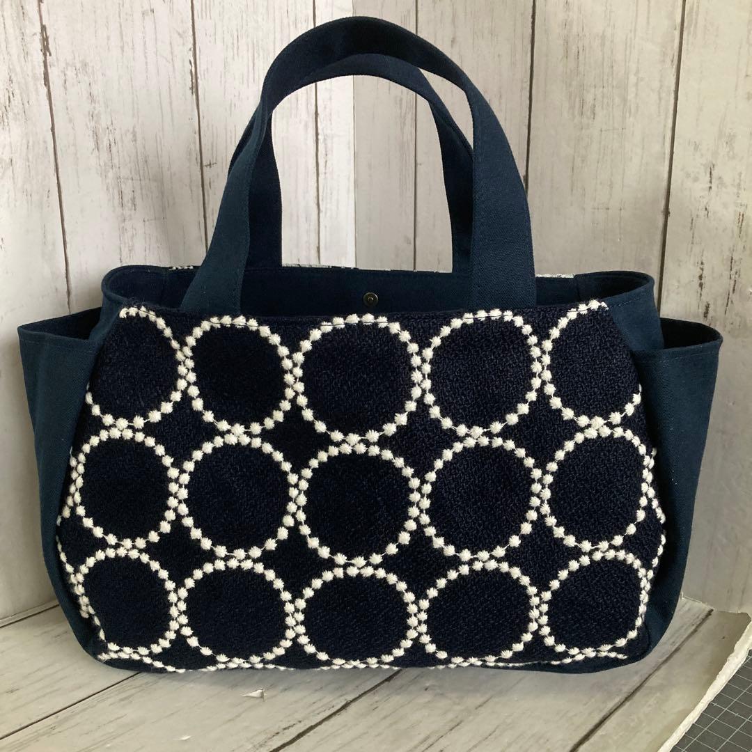 ハンドメイド　ミナペルホネン　カーニバル×タンバリンのプランプバッグ小サイズ