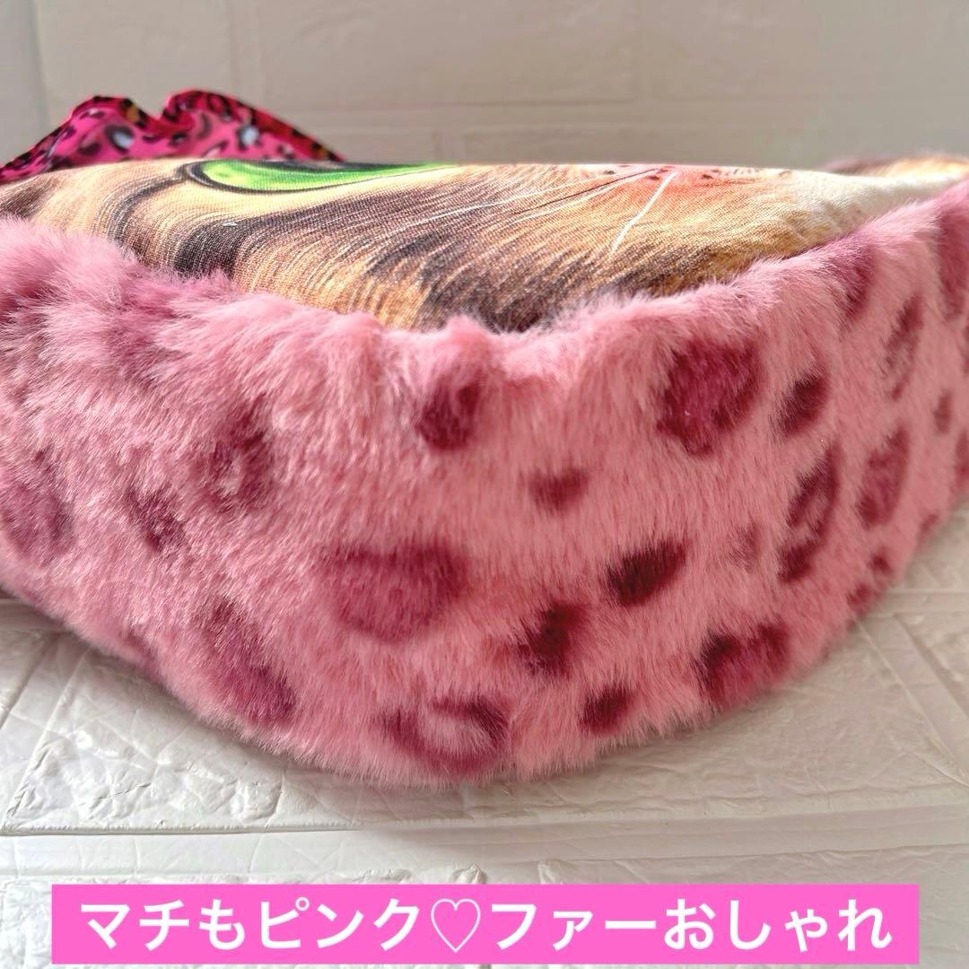 ゆ*ら様 ピンクヒョウ柄フェイクファー　超ビッグサンダー　コヤンイサムチョン　ト