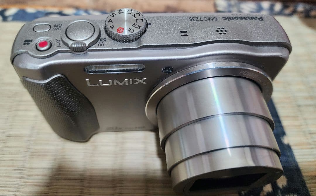 LUMIX DMC-TZ35 シルバー　ライカレンズ