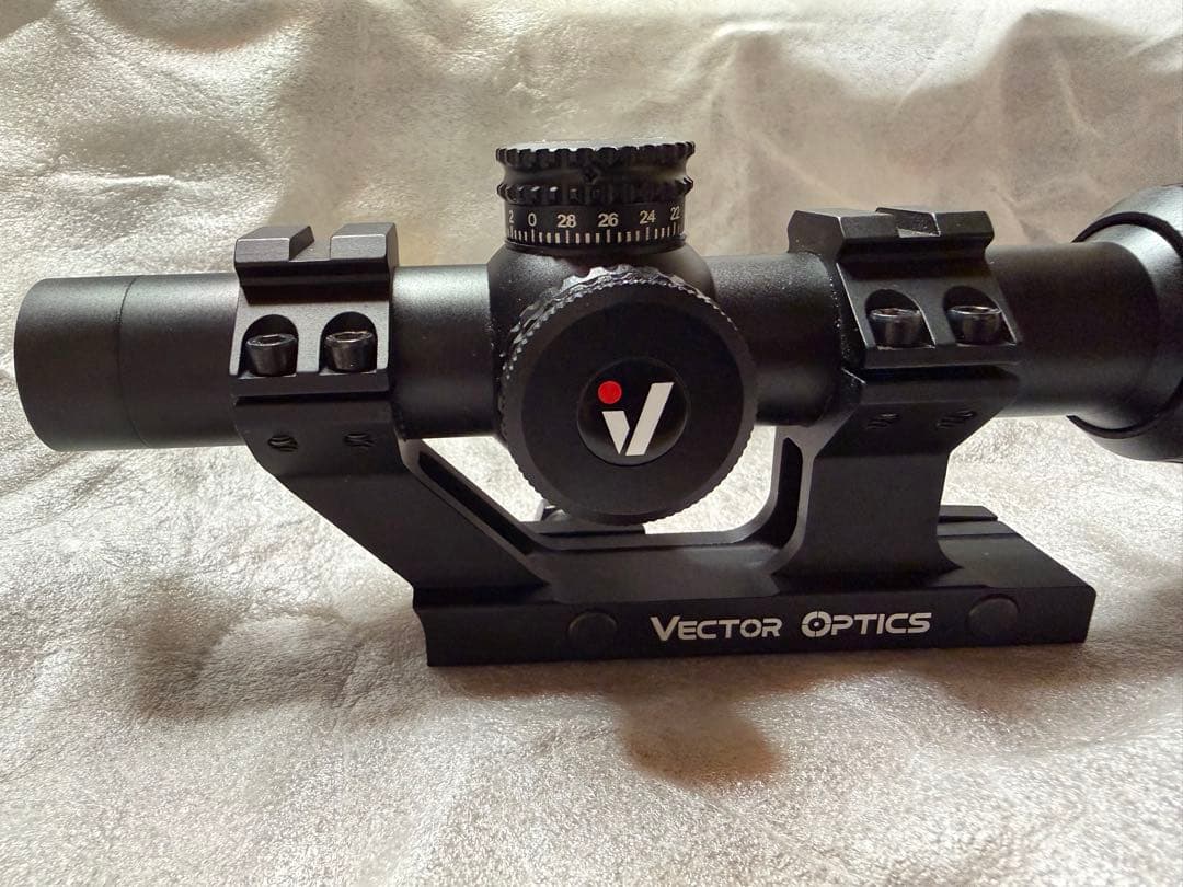 VICTOPTICS ZOD 1-4×20IR ショートスコープ　ハイマウント