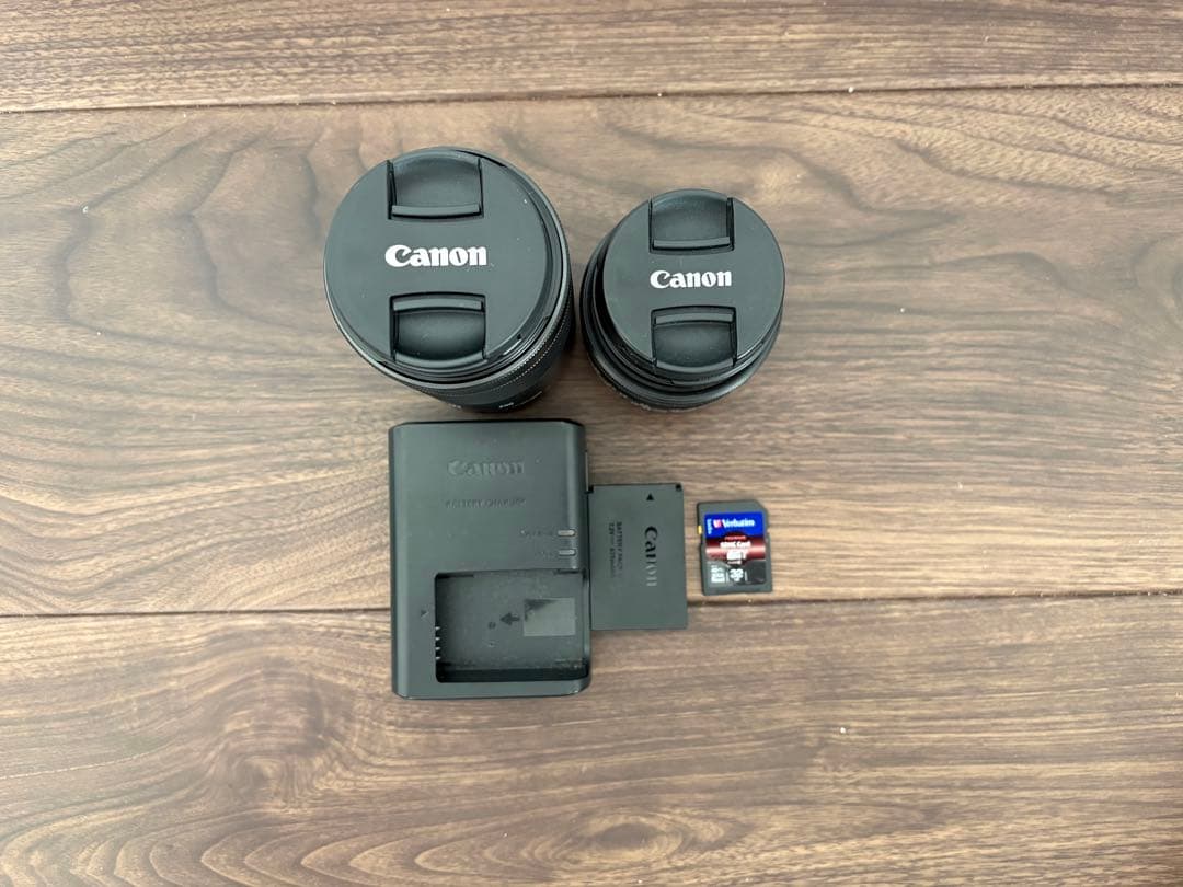 デジタルカメラ Canon EOS kiss m