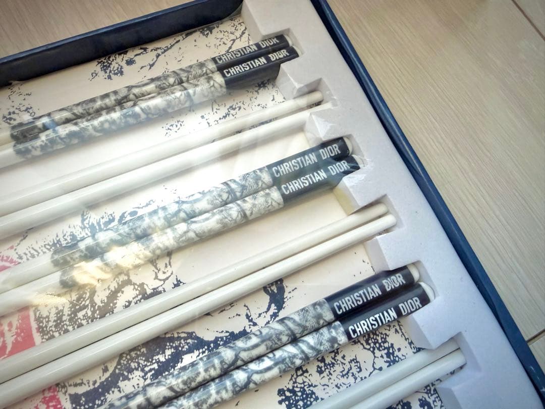 ディオールDiorお箸　お箸セット　ディオール非売品　ボンチャーお箸　箱　訳あり