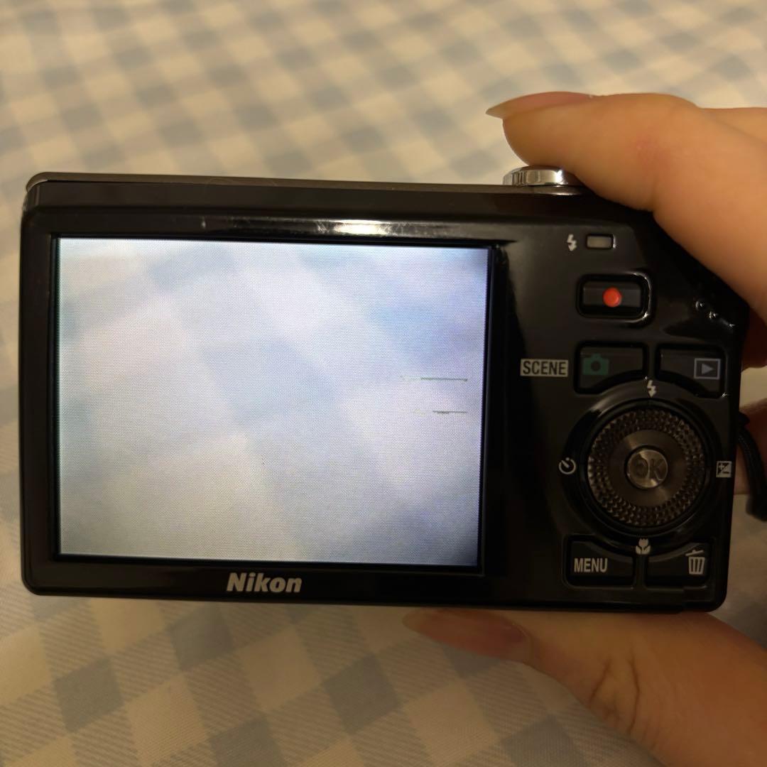 NIKON COOLPIX S6000 デジカメ　ジャンク品