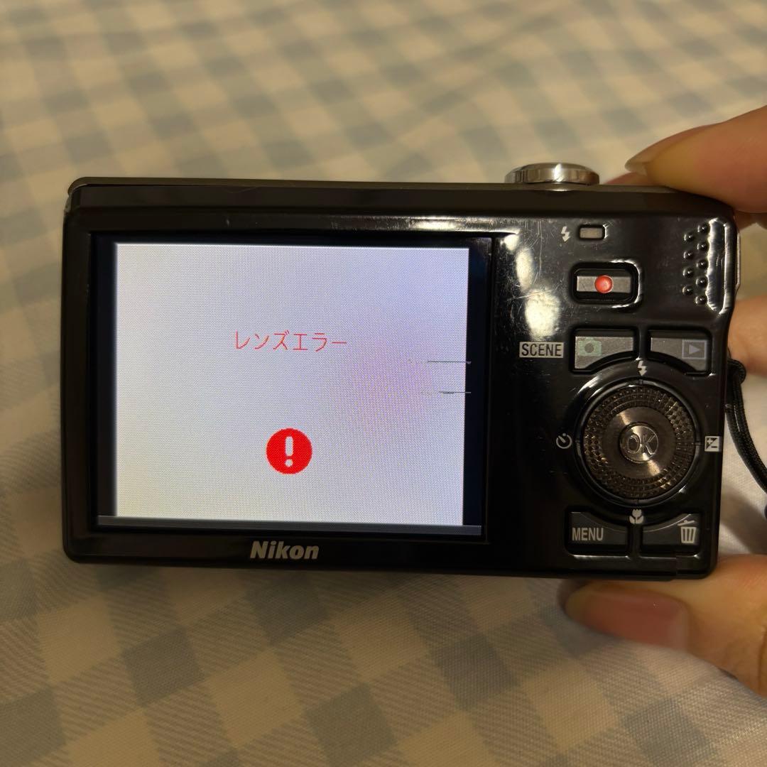 NIKON COOLPIX S6000 デジカメ　ジャンク品