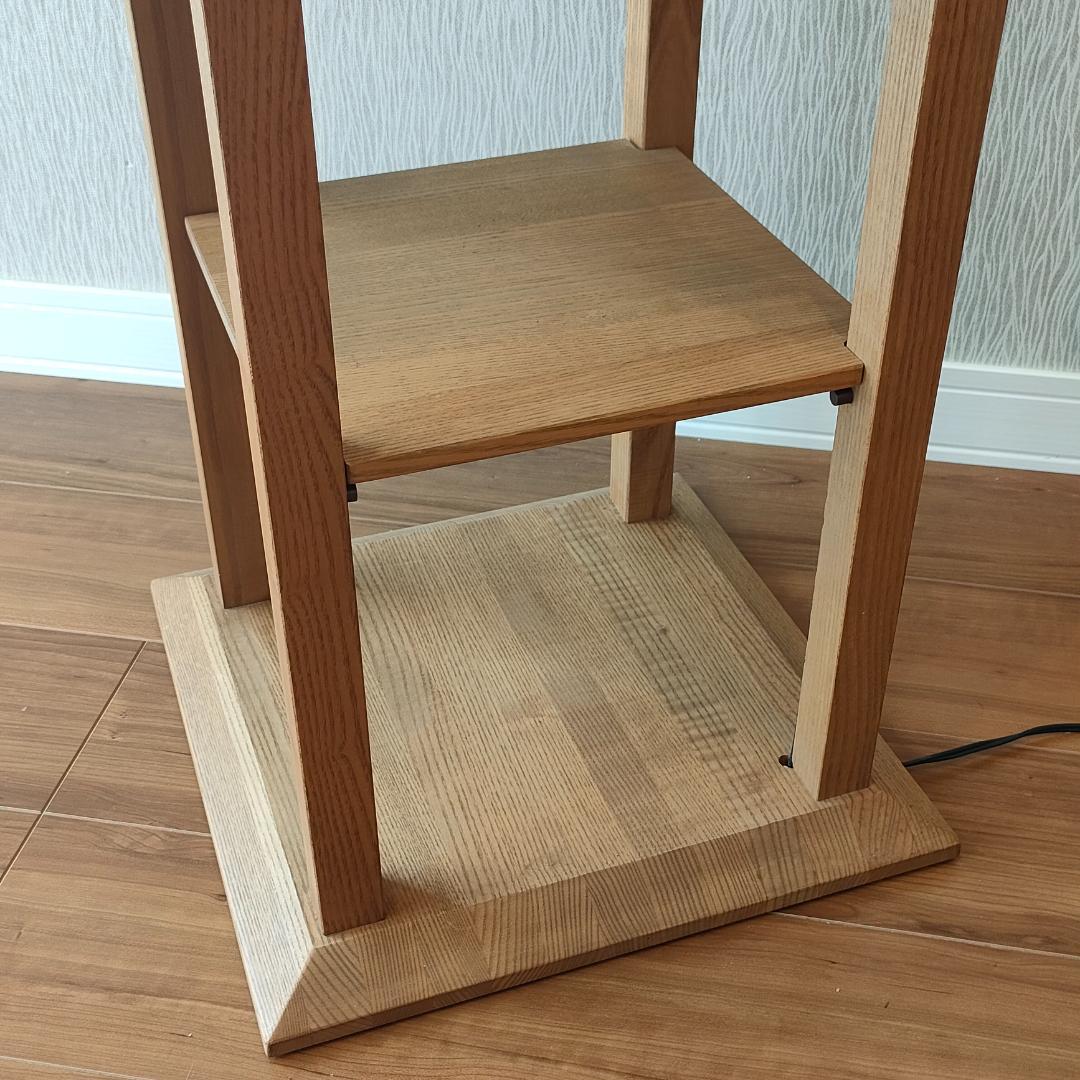 ＜希少＞　カリモク　照明　フロアライト　天然木　棚付き