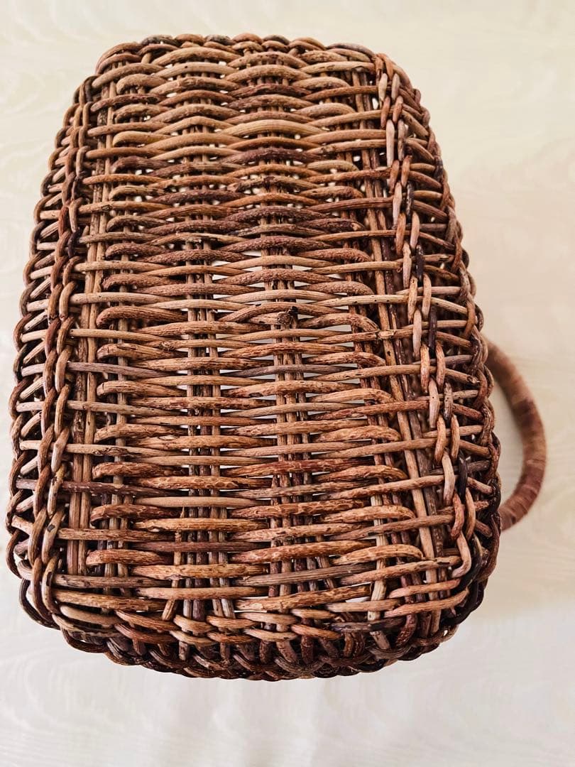 中川原信一さんのあけびかごバッグ