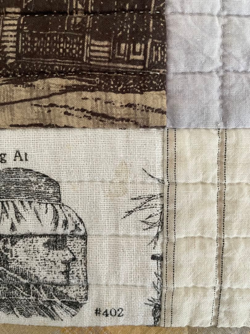 パッチワーク　キルト　タペストリー　ハウス