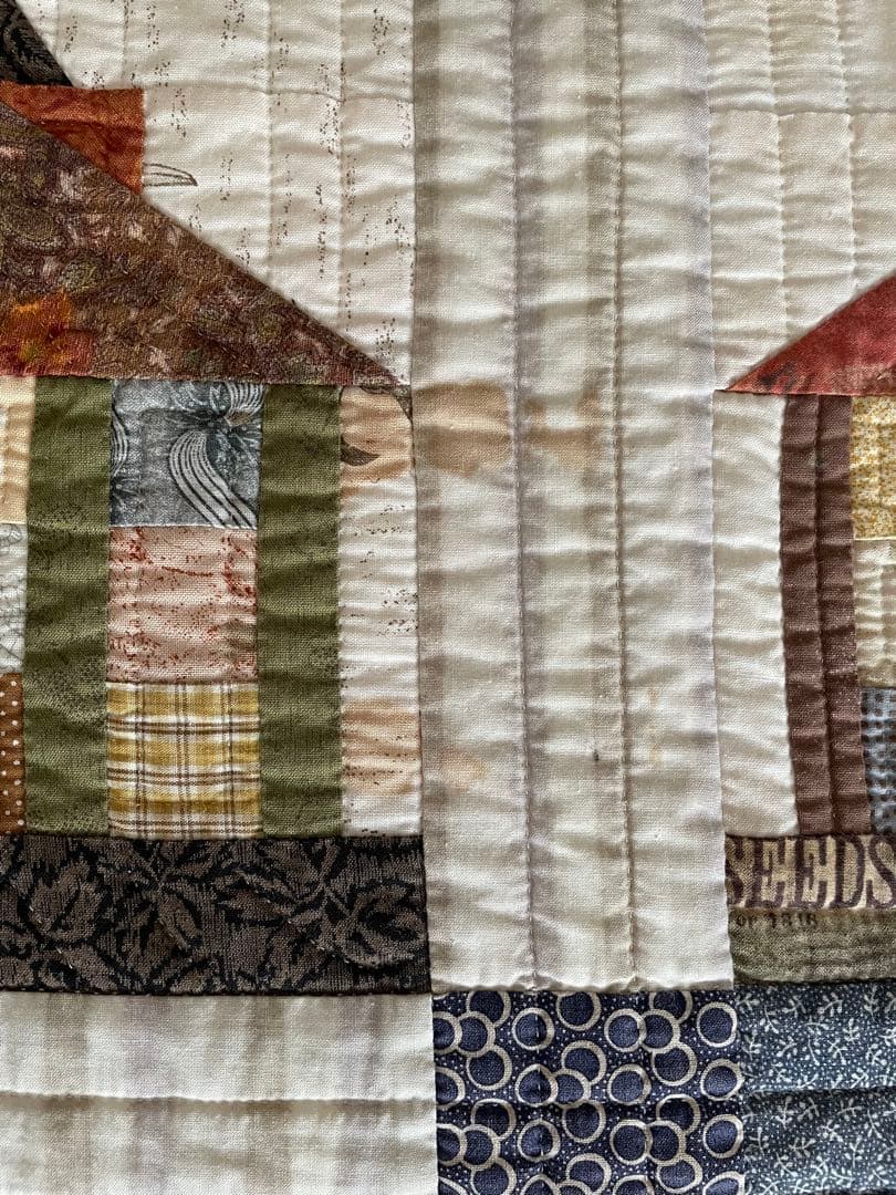 パッチワーク　キルト　タペストリー　ハウス