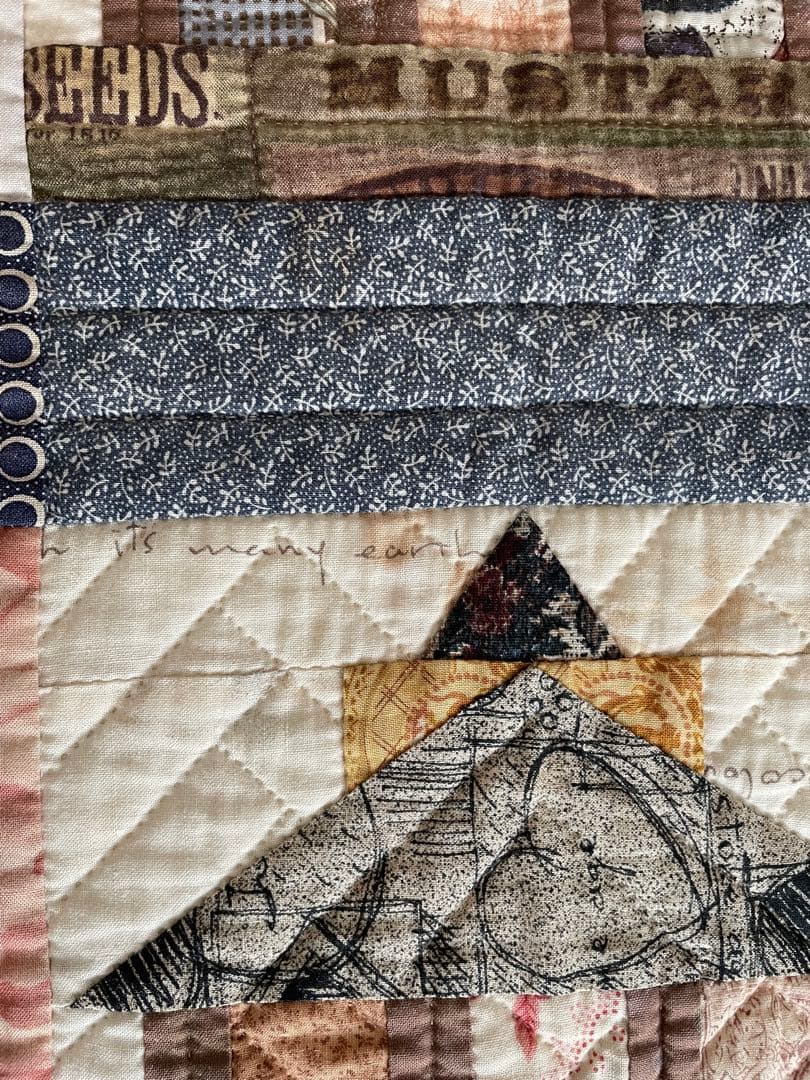 パッチワーク　キルト　タペストリー　ハウス