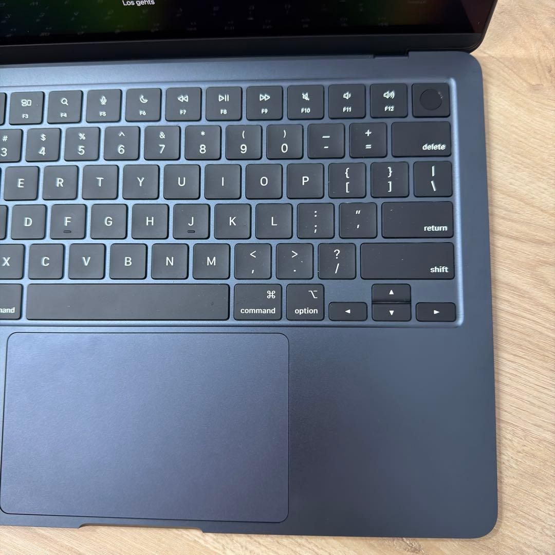 MacBook Air M4 13インチ 16/ 256 ミッドナイト