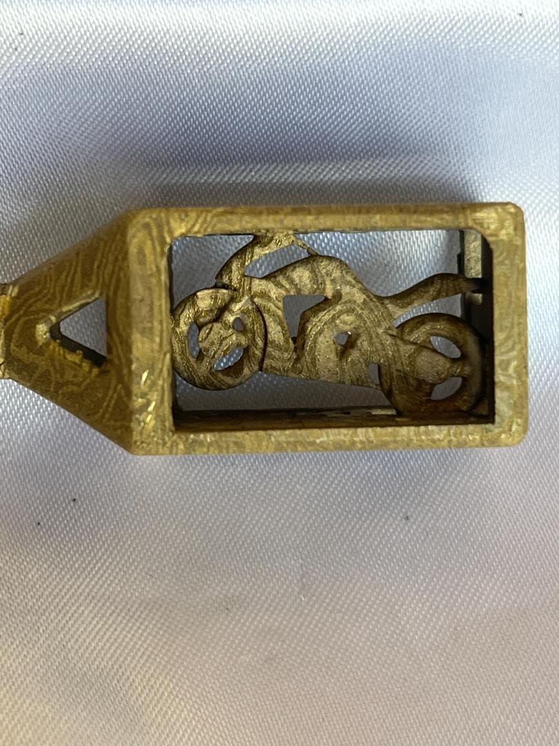 「バイクガレージ　スピードの記憶」オーダーメイドボトル型ネックレス