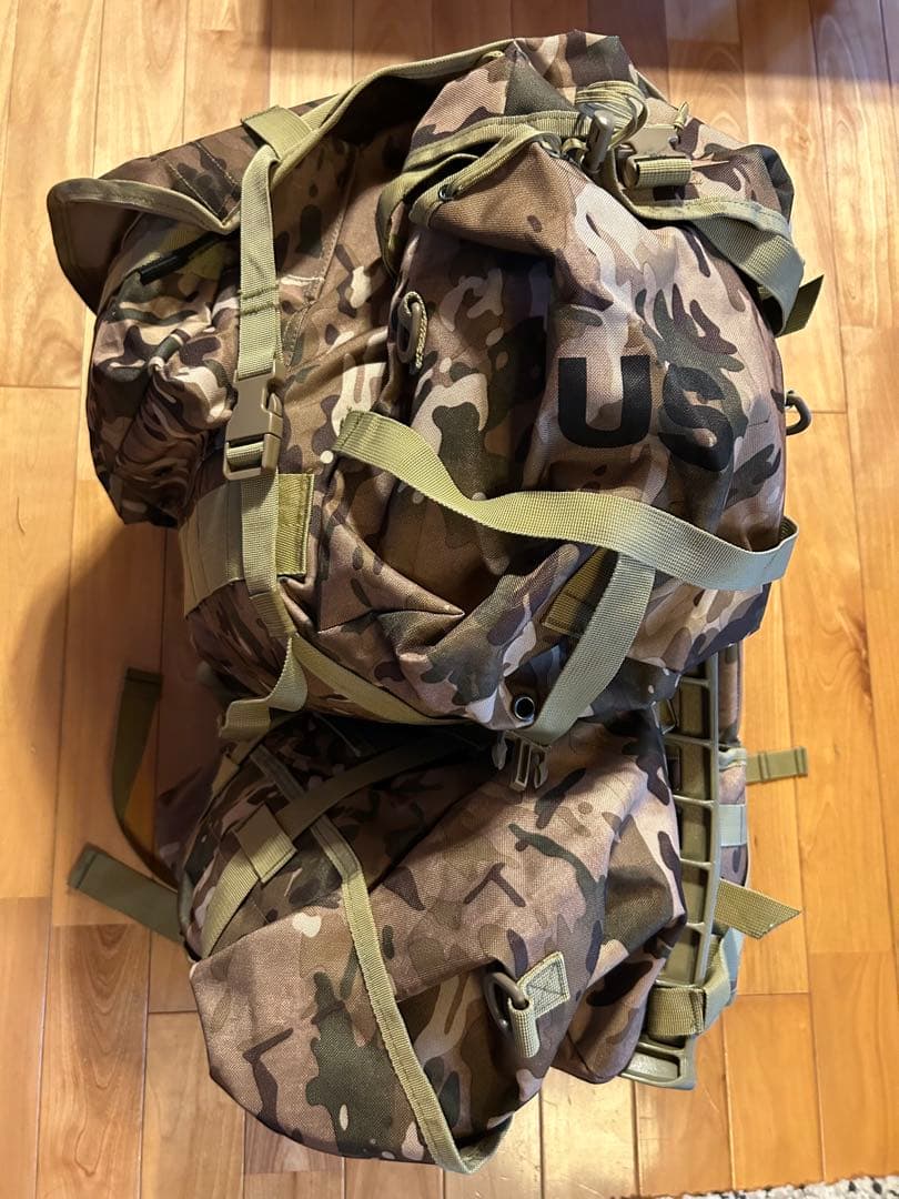 実物 未使用品 米軍実物 MOLLE2 ラージ リュックサック マルチカム
